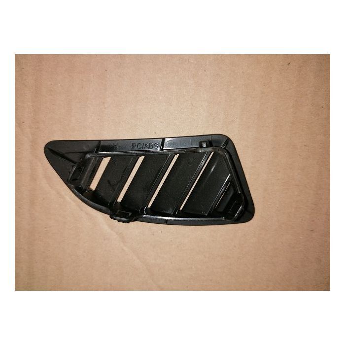 Opel Insignia Havalandırma Muzulu Göğüs Sol Siyah A GM Marka