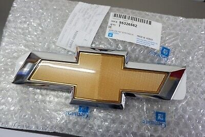 Chevrolet Captiva C140 Ön Panjur Amblemi GM Marka