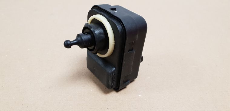 Opel Vectra B Far Ayar Motoru Ön Valeo Marka