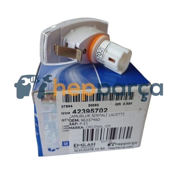 Chevrolet Lacetti Çamurluk Sinyali GM Marka