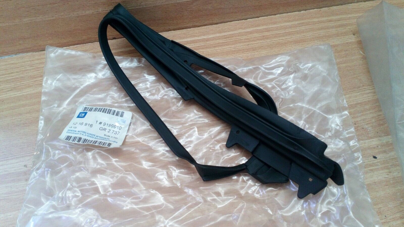 Opel Astra G Far Çerçeve Lastiği GM Marka