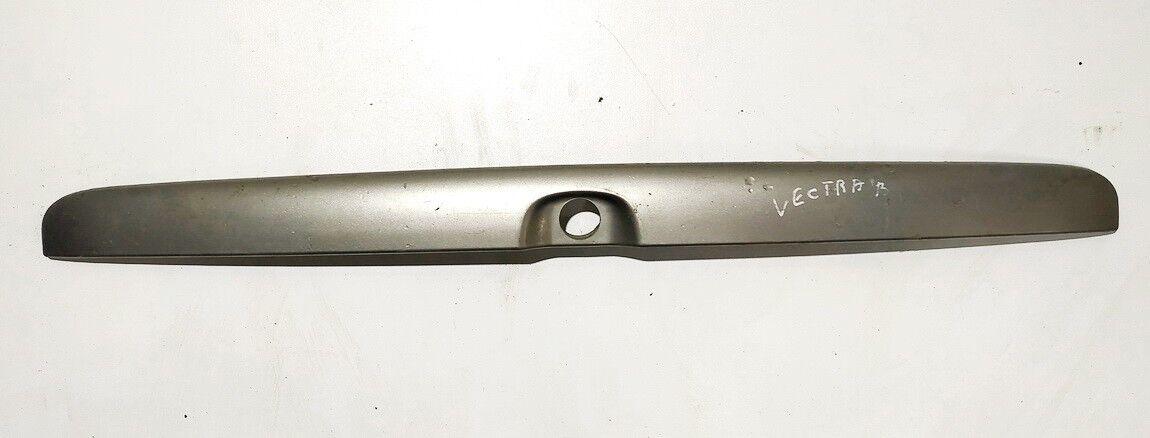 Opel Vectra Bagaj Tutamağı 99--01 GM Marka