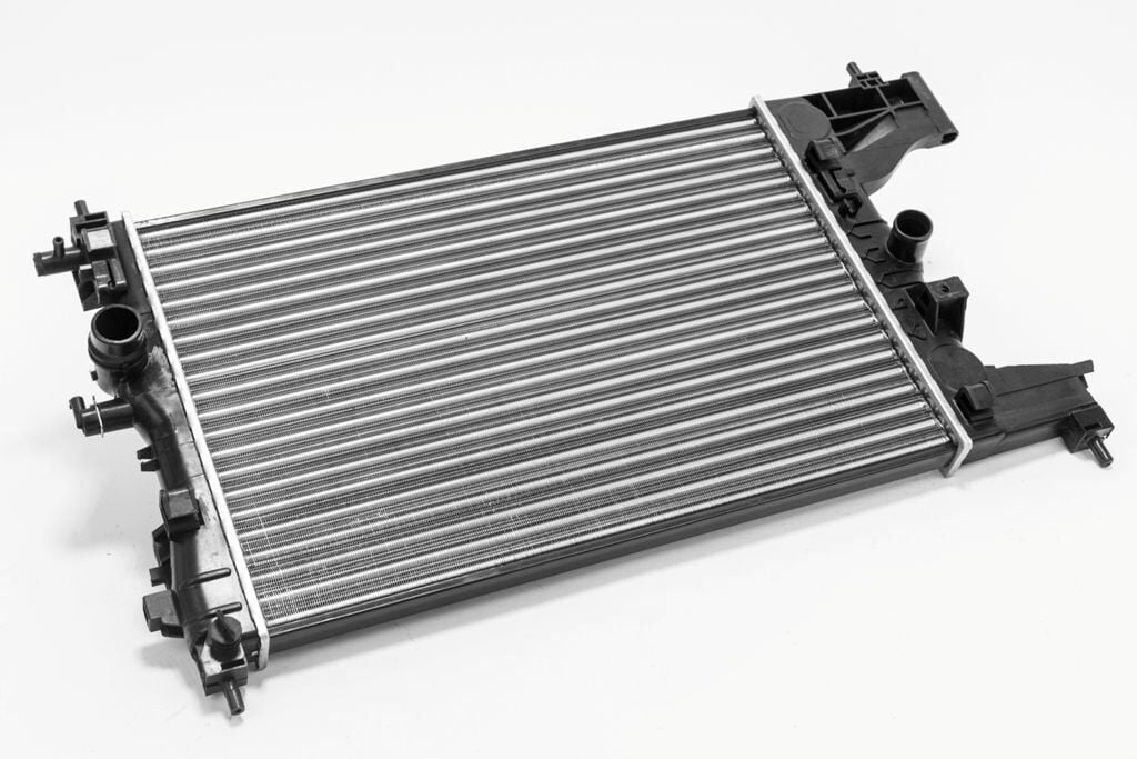 Opel Astra J Su Radyatörü 1.3cdtı Manuel Wisco Marka